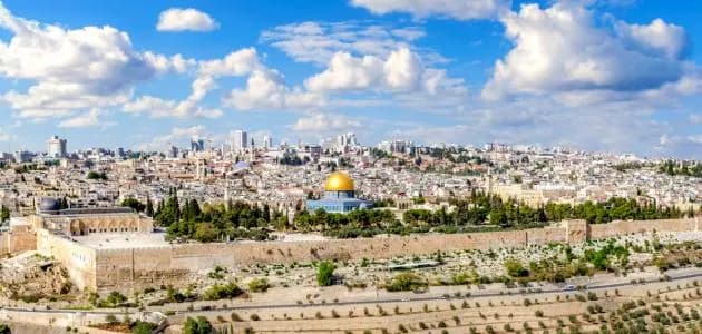 طوفان الأقصى أحيا مسارَ حلِّ الدّولتين، فهل توافق المـ.ـقـ.ـاومـ.ـة الفلسطينية؟