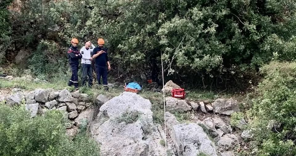بعد تعرُّضه لإصابة بجانب النهر… الدفاع المدني يتدخّل