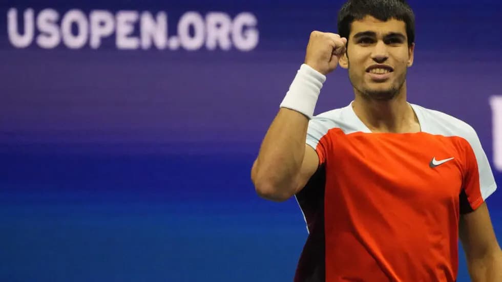 ألكاراز يتغلب على بول في "مباراة استعراضية"