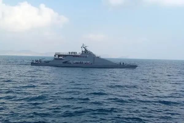مناورات إيرانية عمانية في المحيط الهندي ومضيق هرمز