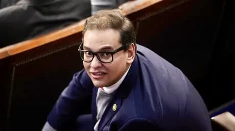 البرلمان الأمريكي يطرد نائباً "كاذبا"