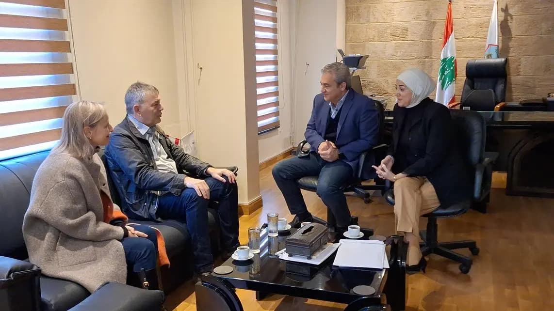 بلدية صيدا تبحث سبل التعاون المشترك مع "الأونروا"