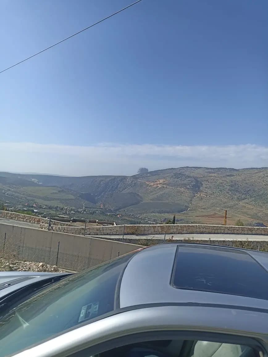 للمرة الأولى منذ اندلاع الحرب في جنوب لبنان، العدو يقصف مناطق خارج نطاق ال1701، بالقرب من بلدة قليا