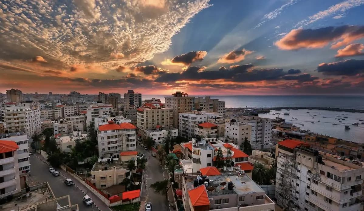 العدو يواصل قصف مناطق عدة في غزة