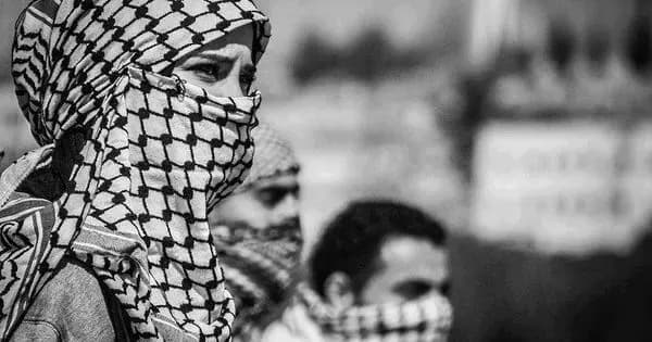 ثورةُ أنثى فلسطينيَّة.. وللحكاية بقيَّةُ...!
