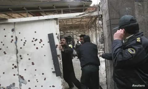 في إيران: مقتل 11 شرطيًّا