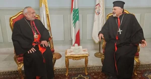 البطريرك ميناسيان زار البطريرك يونان
