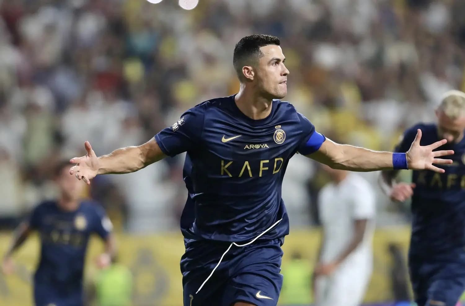 على طريقة الدون.. النصر يحتفل