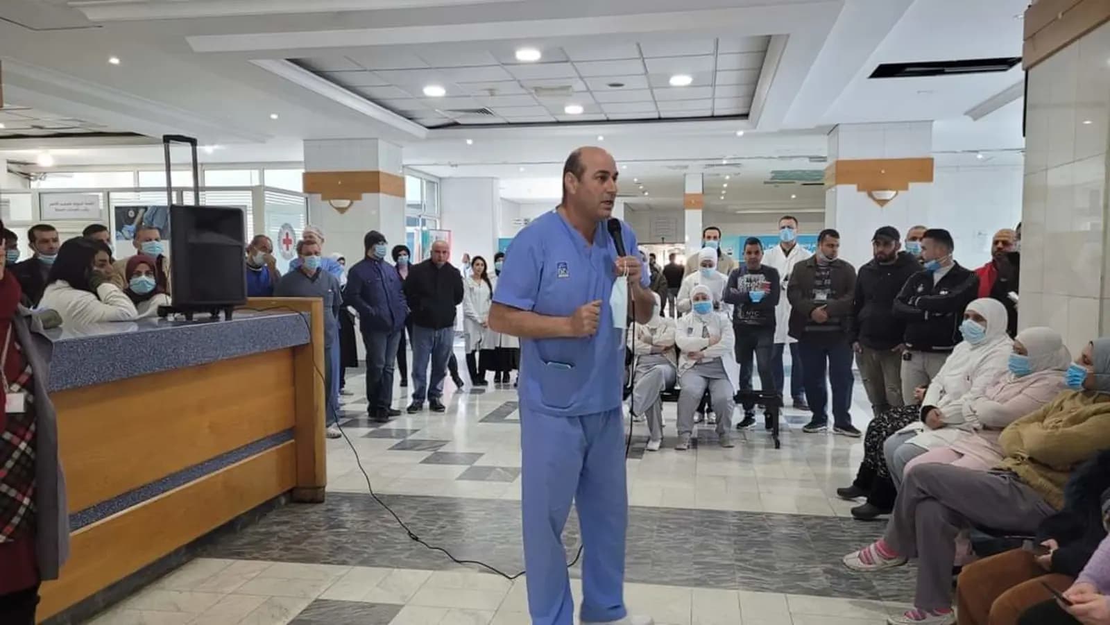 "بعد التمادي".. موظفو "بيروت الحكومي" يعلنون الإضراب العام