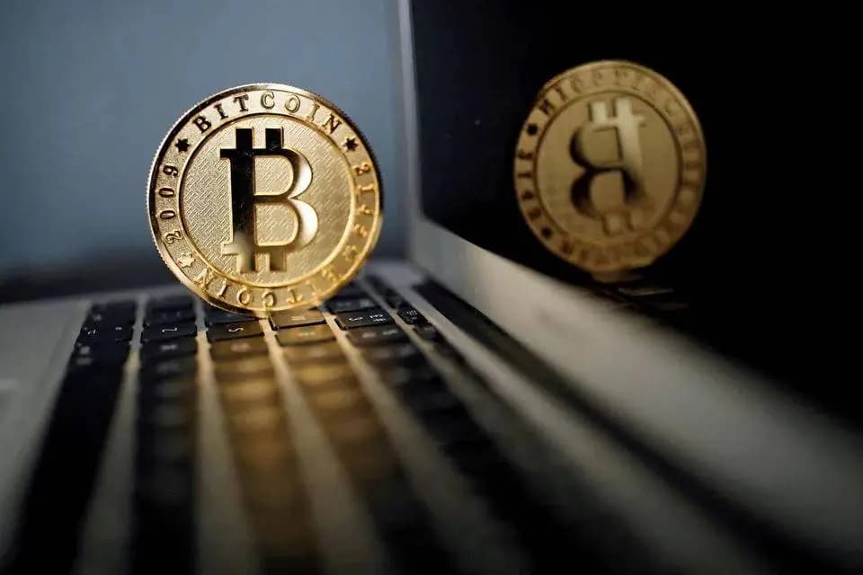 في أمريكا.. قرار تاريخي بخصوص "عملة البيتكوين"