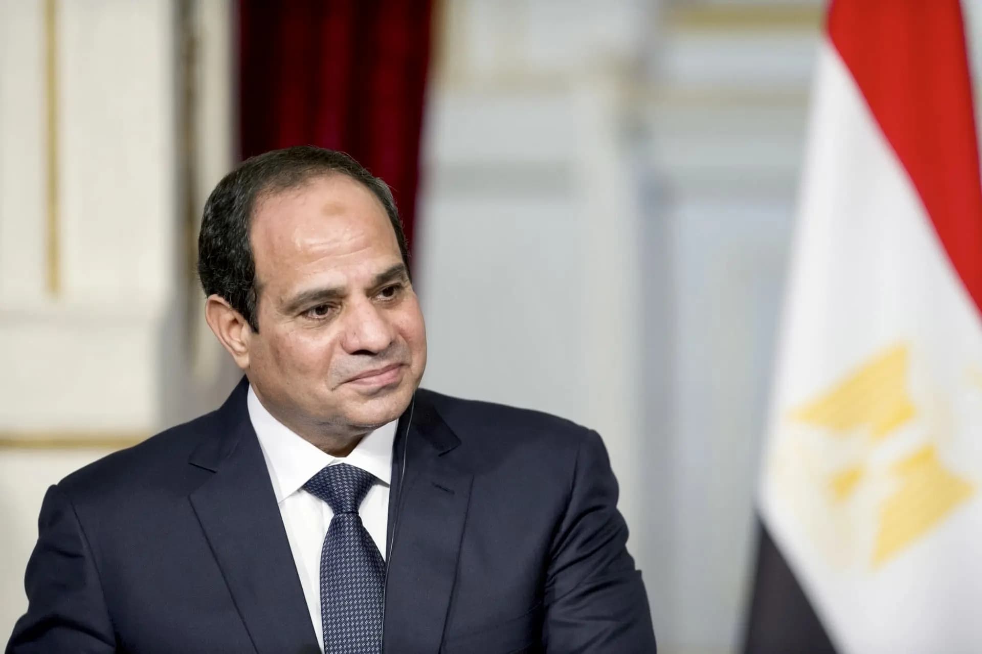 السيسي: لتجنب توسيع دائرة الصراع في المنطقة