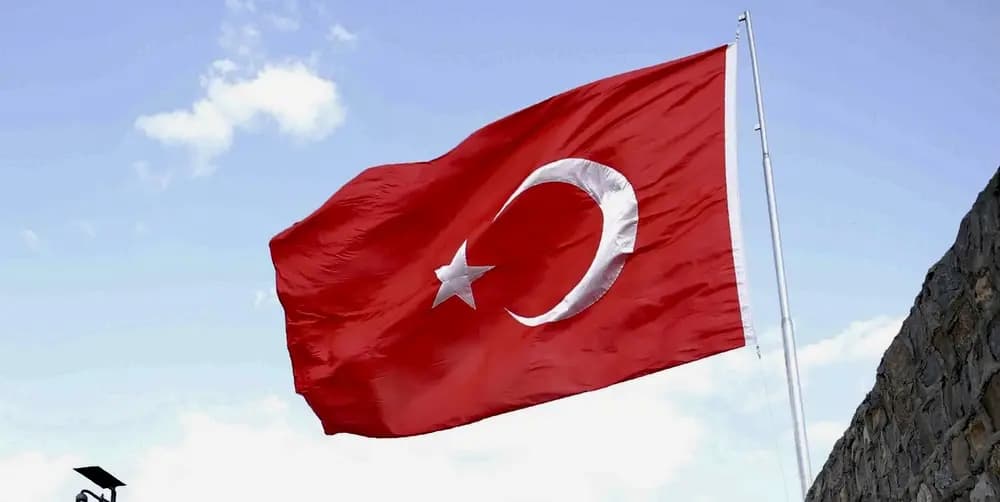 تركيا تهاجم مسلحين في العراق وسوريا