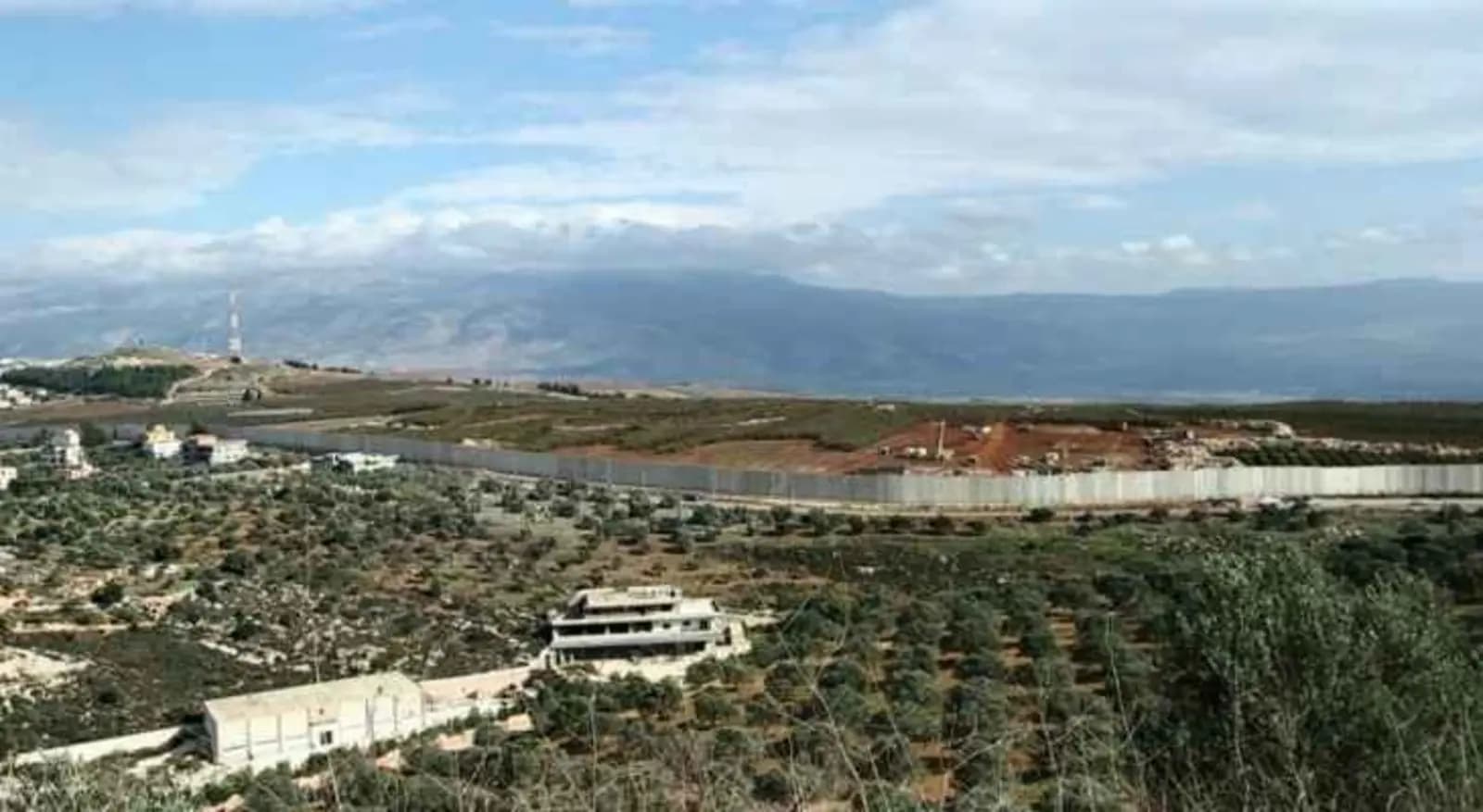 "في الجنوب"..اعتداءات العدو مستمرة