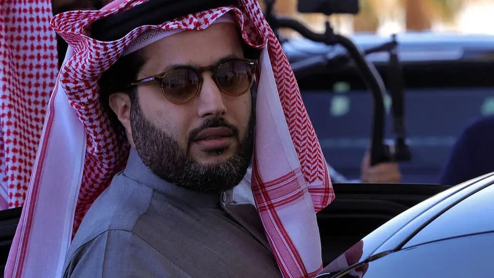 المياه تعود إلي مجاريها بين "أصالة" و"أنغام".. وتركي آل الشيخ يعلّق