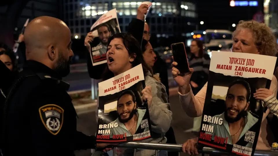 مستشار نتنياهو: لم نصل لأي نقطة بمفاوضات صفقة الأسرى