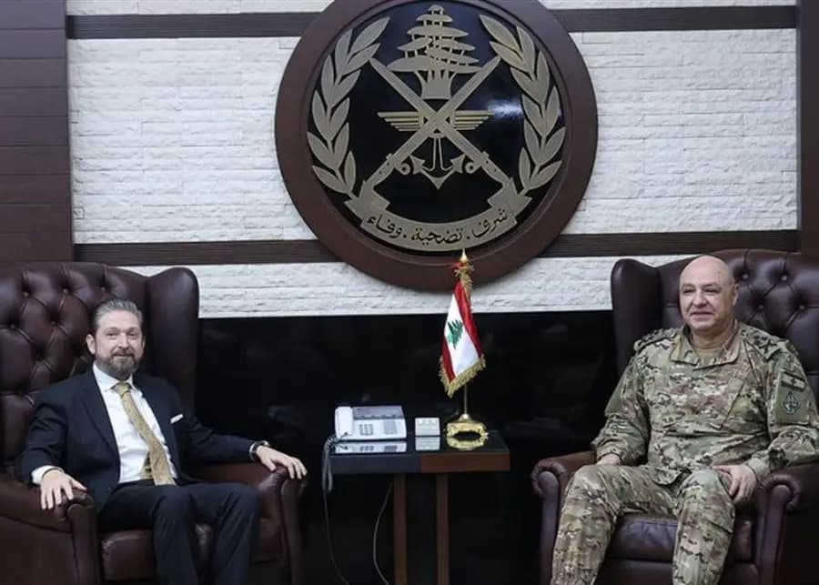 قائد الجيش يستقبل النائب كرامي