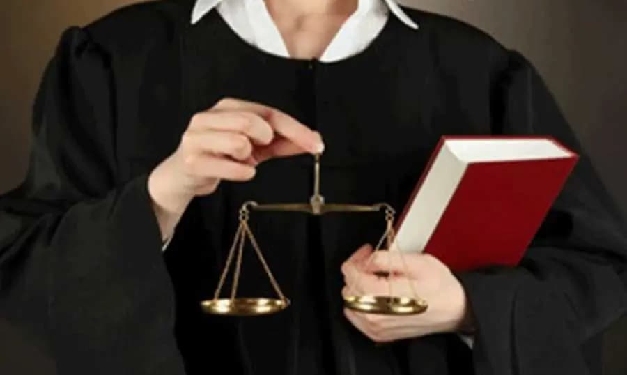 إلى قصر العدل درّ.. هل يتوقف المساعدون القضائيون عن العمل؟