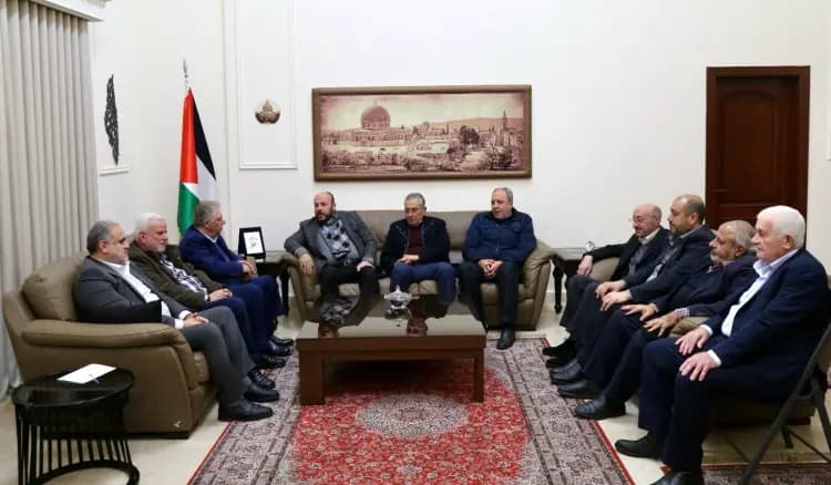 لقاء بين قيادتي "فتـ.ـح" و"حمـ.ـاس" في سفارة فلسطين