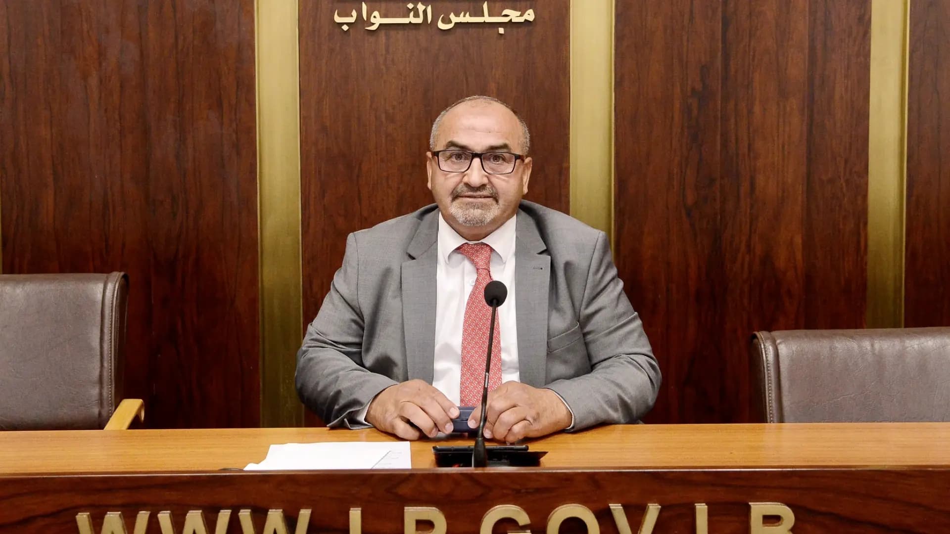 الموت يفجع نائبًا بقاعيًّا