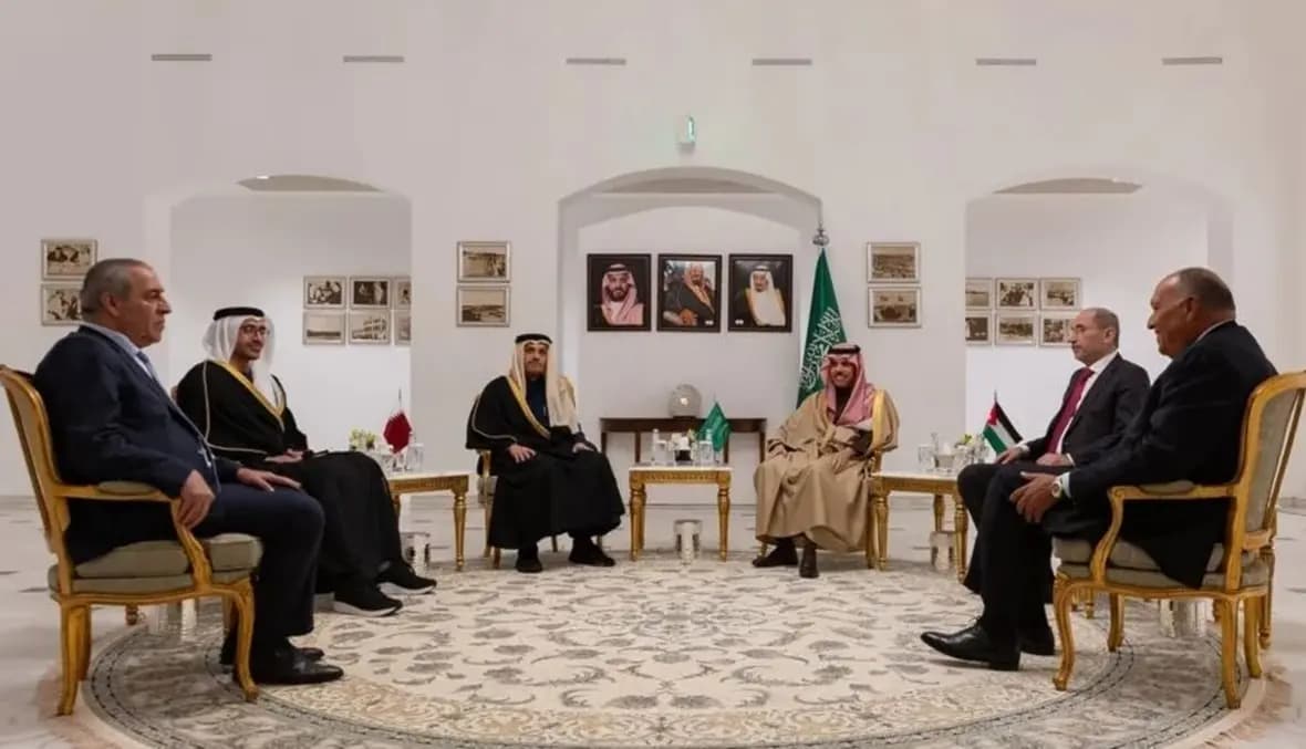 اجتماع الرياض التشاوري يطالب بخطوات "لا رجعة فيها"