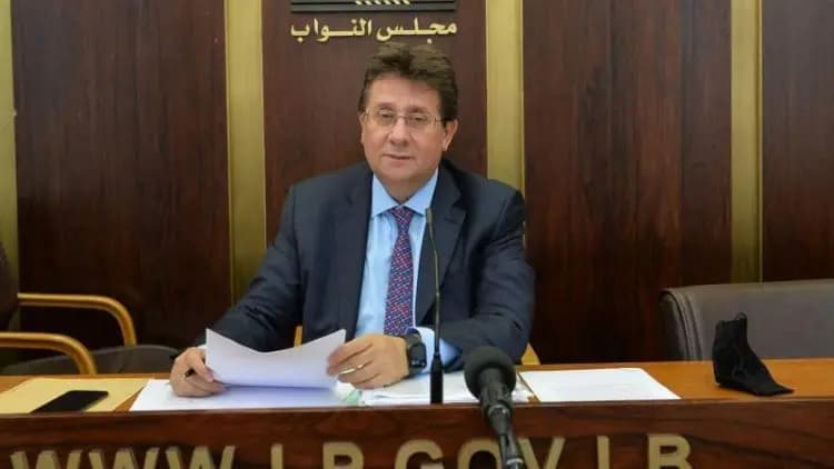 كنعان من لندن: الأولوية لانتخاب رئيس وتأليف حكومة إنقاذية