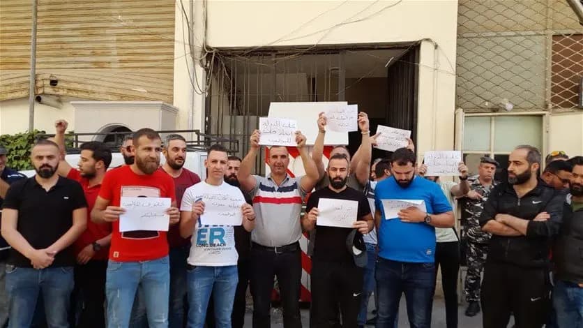اعتصامٌ لموظفي مراكز المعاينة الميكانيكية