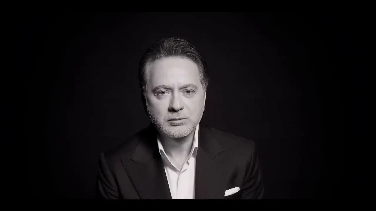 "بالدموع".. مروان خوري يروّج لأغنيته الجديدة!