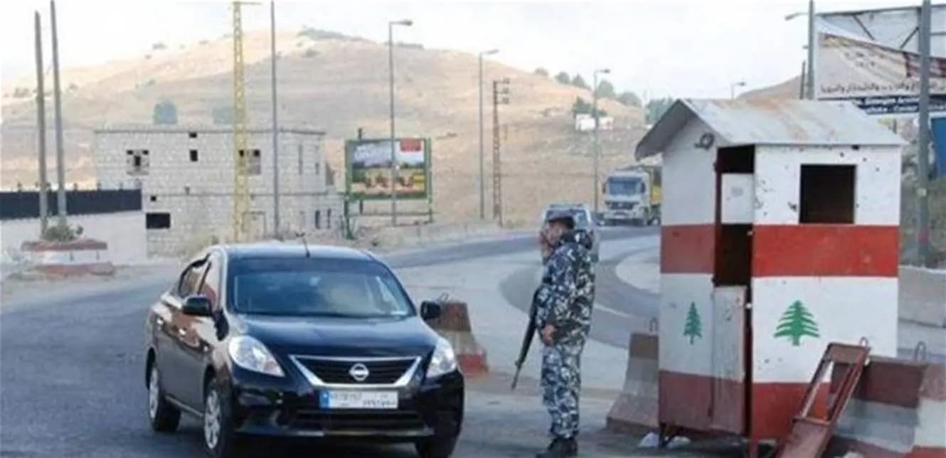فرار ومطاردة قرب حاجز ضهر البيدر