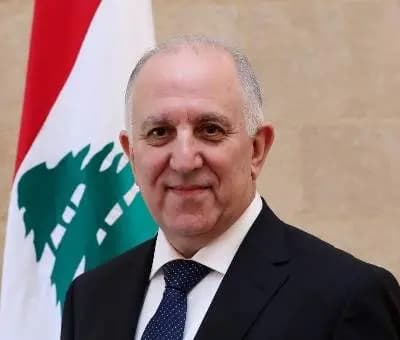 مكتب فهمي: تراخيص عازل لأشعة الشمس سارية المفعول حتى 30 أيلول 2020