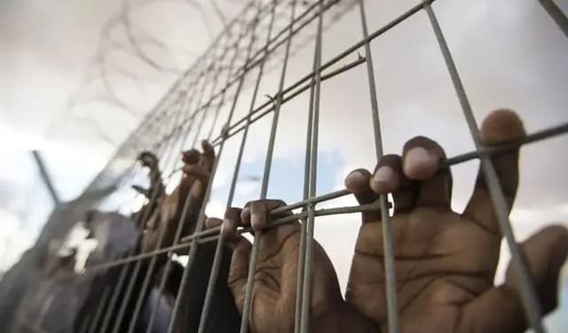 كم معتقل فلسطيني استشهد أثناء احتجازه؟