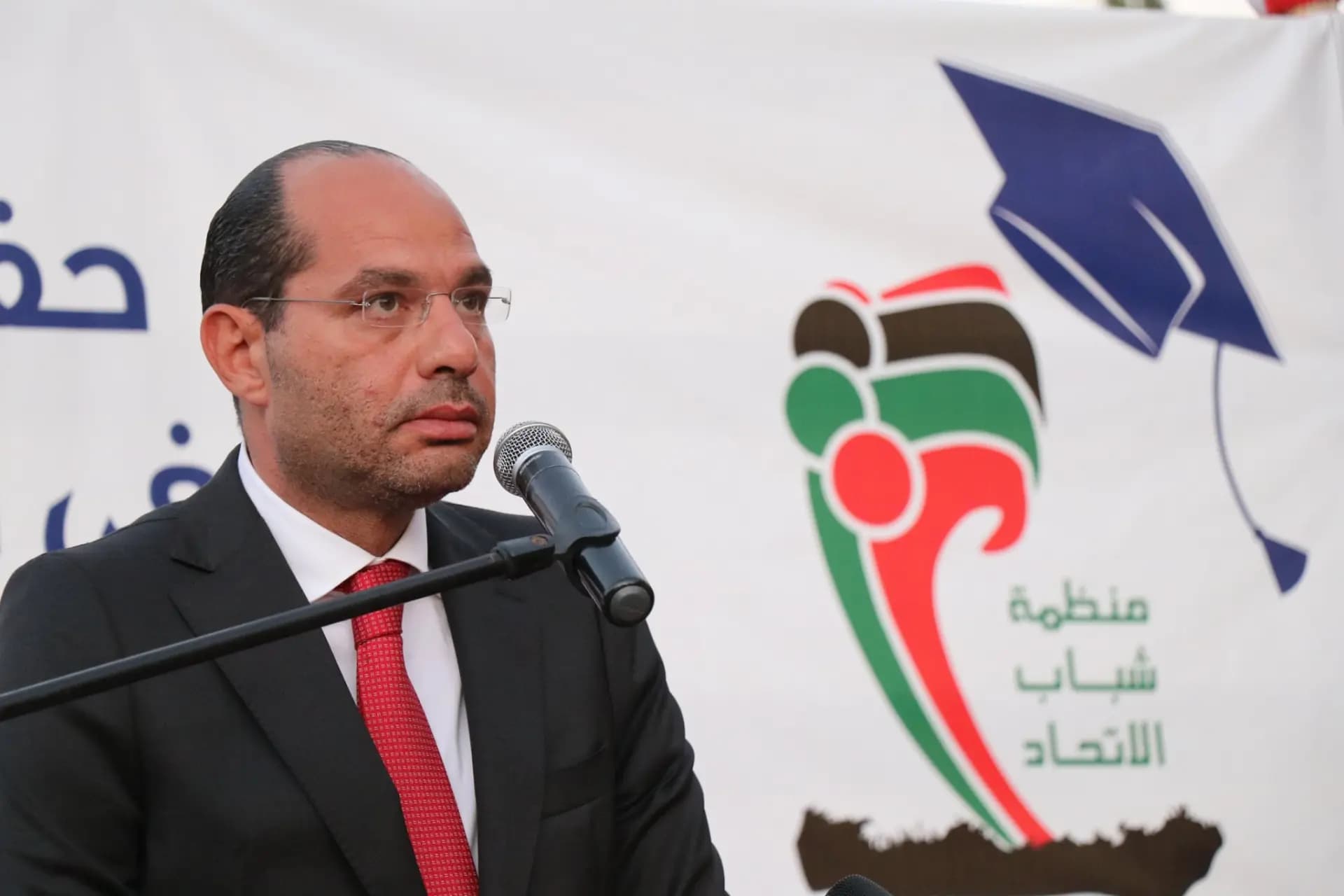 حسن مراد : المتاريس الطائفية تحمي الفاسدين ومواقعهم