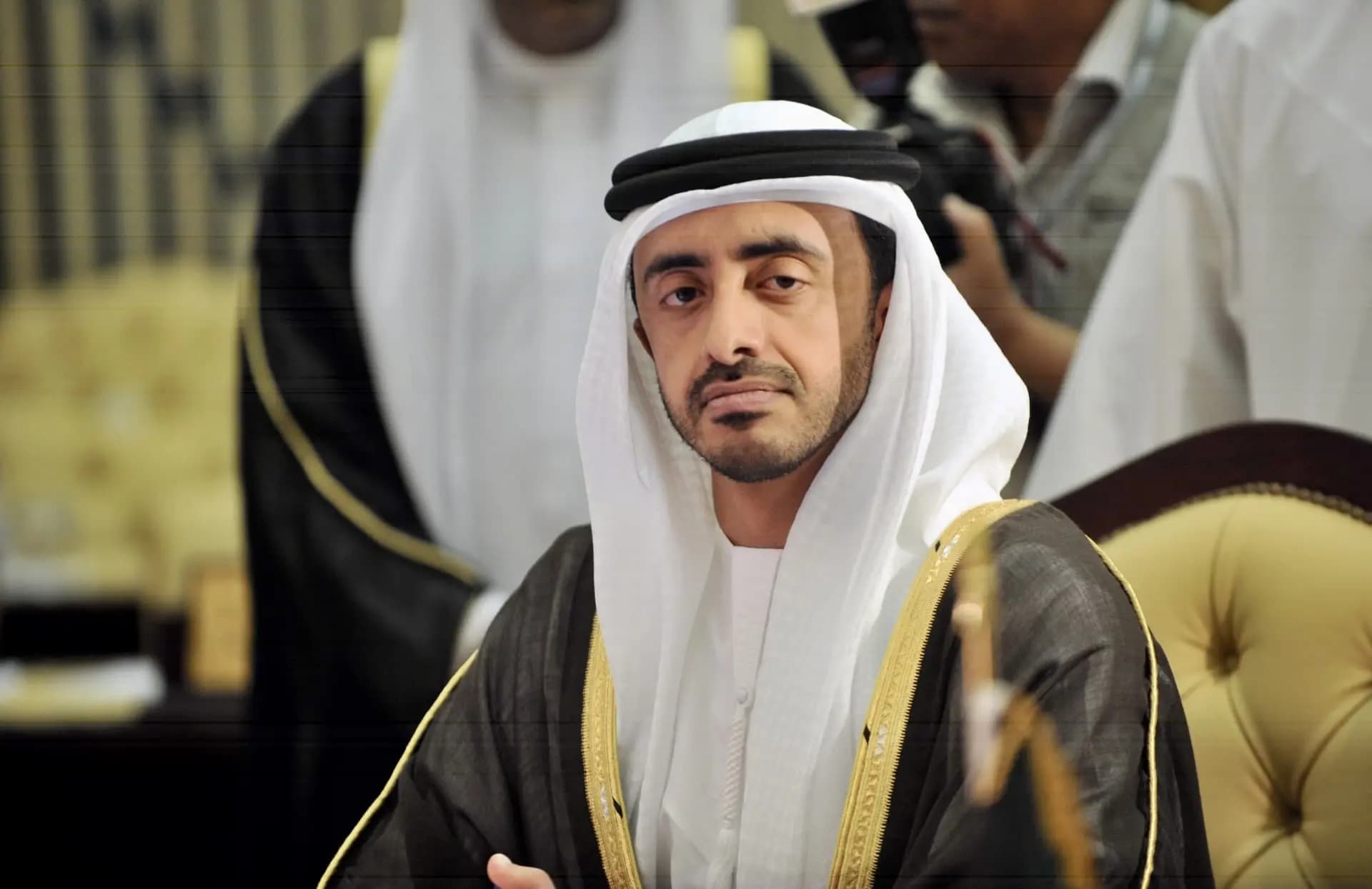 عبدالله بن زايد يبحث مع منسقة الأمم المتحدة تدفق المساعدات إلى غزة