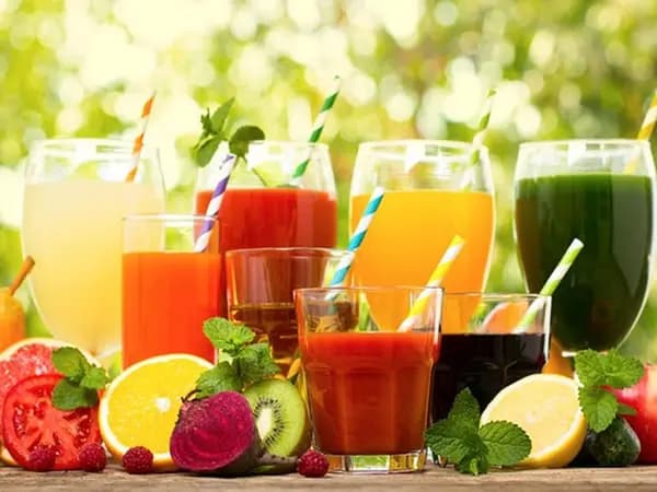 "للحماية من الجلطات".. خمس عصائر مفيدة للصحة