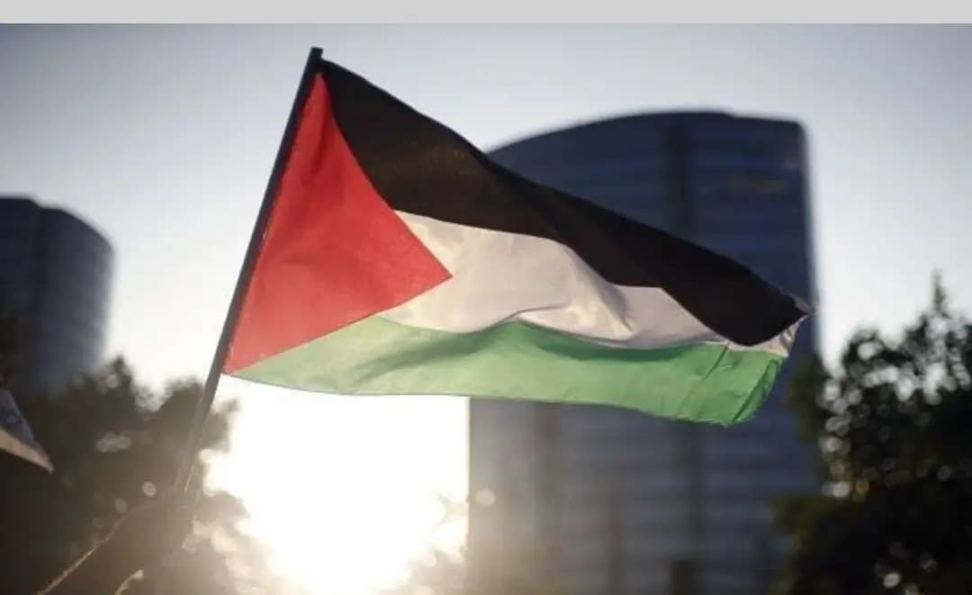 القناة 13 الإسرائيلية: السيناريوهات المتوقعة على خلفية مسيرة الأعلام هي إطلاق صواريخ من الحدود الشمالية وقطاع غزة ومواجهات