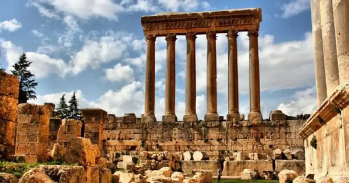 أصوات انفجارات في بعلبك الآن.. ما القصة؟