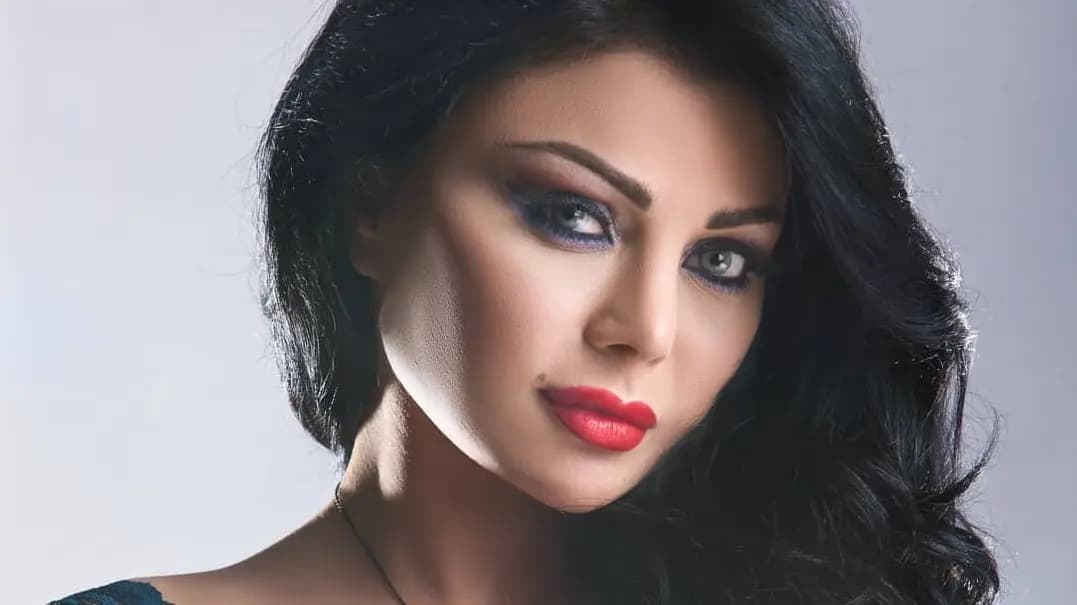 إطلالة نارية لـ "هيفا وهبي"