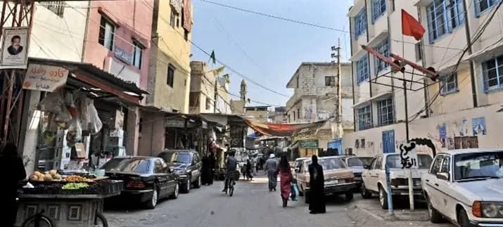 "إطلاق نار وجرحى".. إليكم ما حصل في عين الحلوة