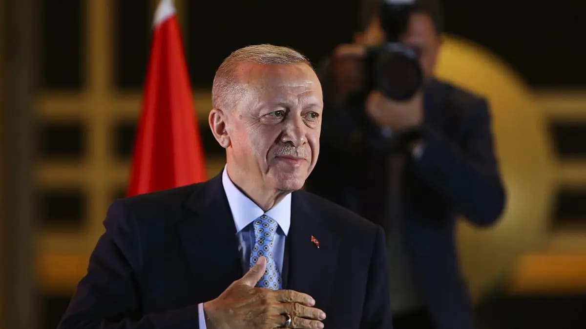 أردوغان: لكبح جماح "إسرائيل"