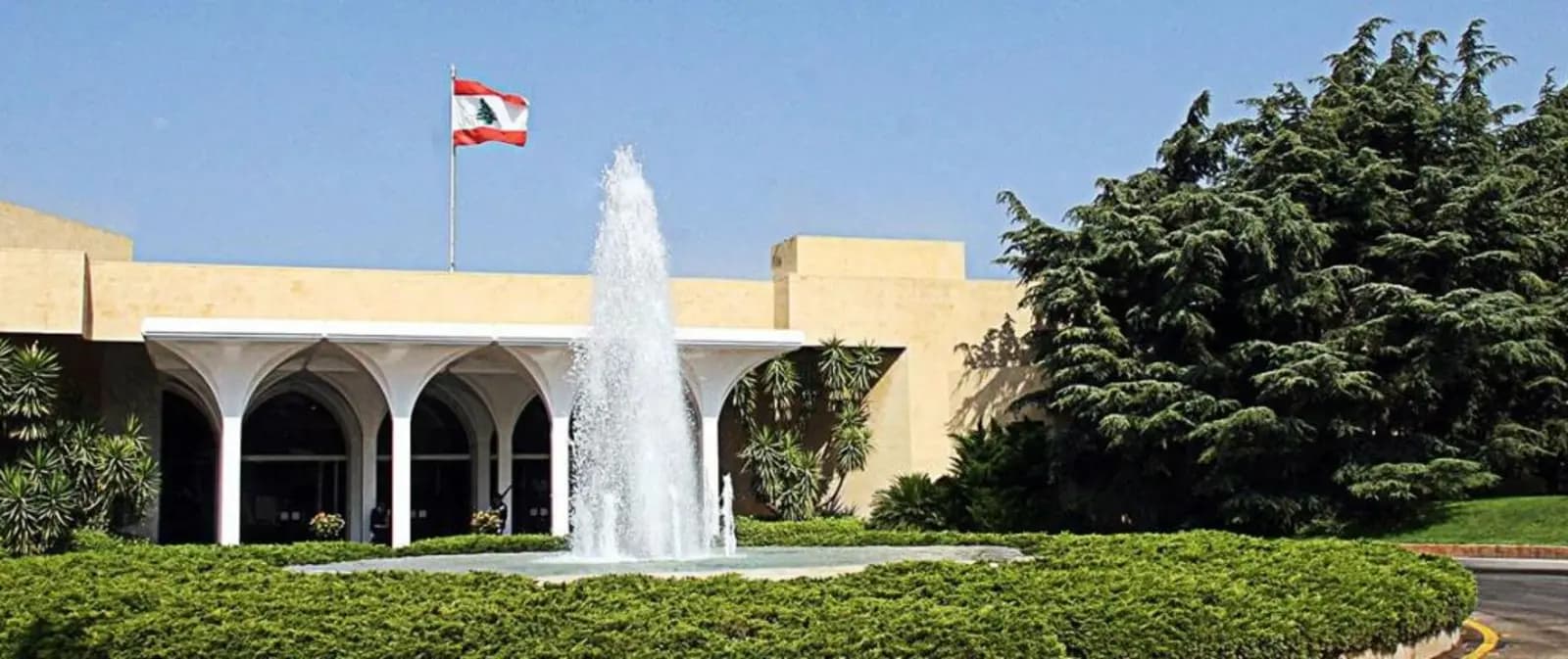 عطفًا على البيان السابق... بشأن عدد الممرضين المهاجرين الرئاسة الجمهورية توضح