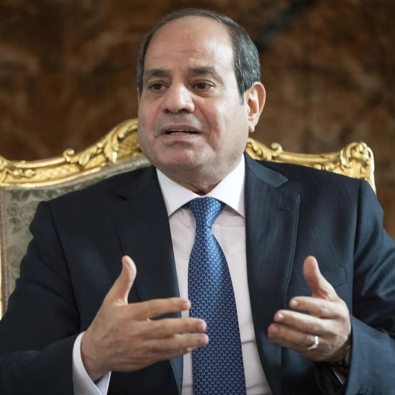 السّيسي يبحثُ أوضاع المنطقة مع رئيس المخابرات الخارجية الروسي