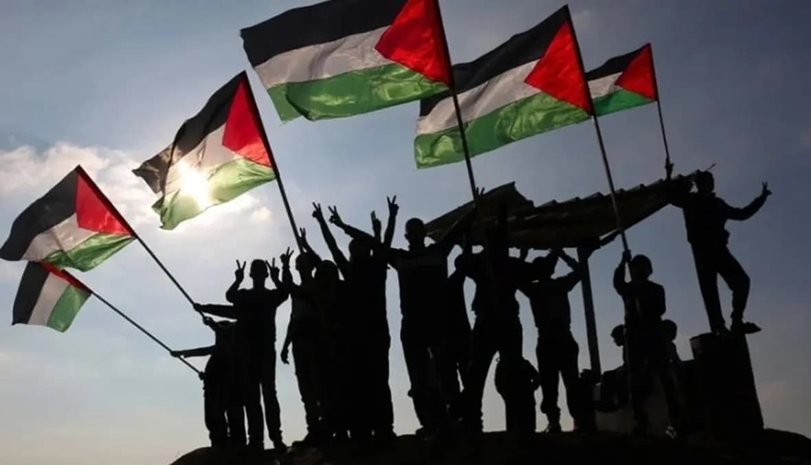 طلاب فلسطينيون يطردون السفير الألماني من رام الله