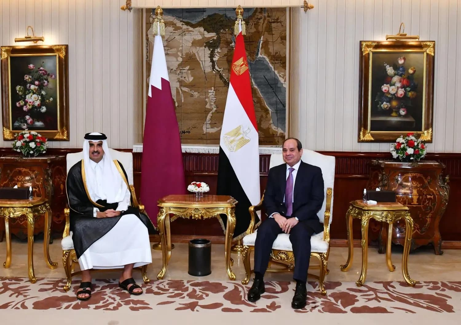 الوضع في غزة بين الرئيس المصري وأمير قطر
