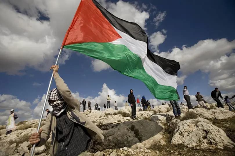 "لأول مرة منذ بدء الحرب".. هذه المقاومة تستهدف مقرا صهيونيا