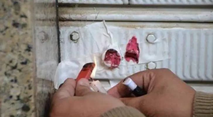 إقفال محال تجارية يستثمرها سوريون بطرق غير شرعية