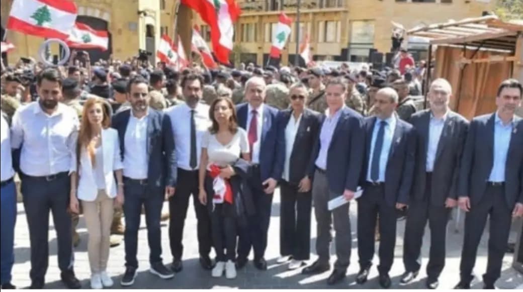 هل سيذهب التغييريون كتلةً واحدةً للاستشارات؟