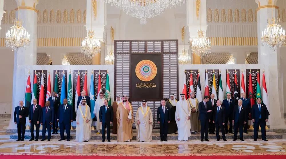 قمة البحرين وموقف المقاومة.. هل من مفاجآت؟