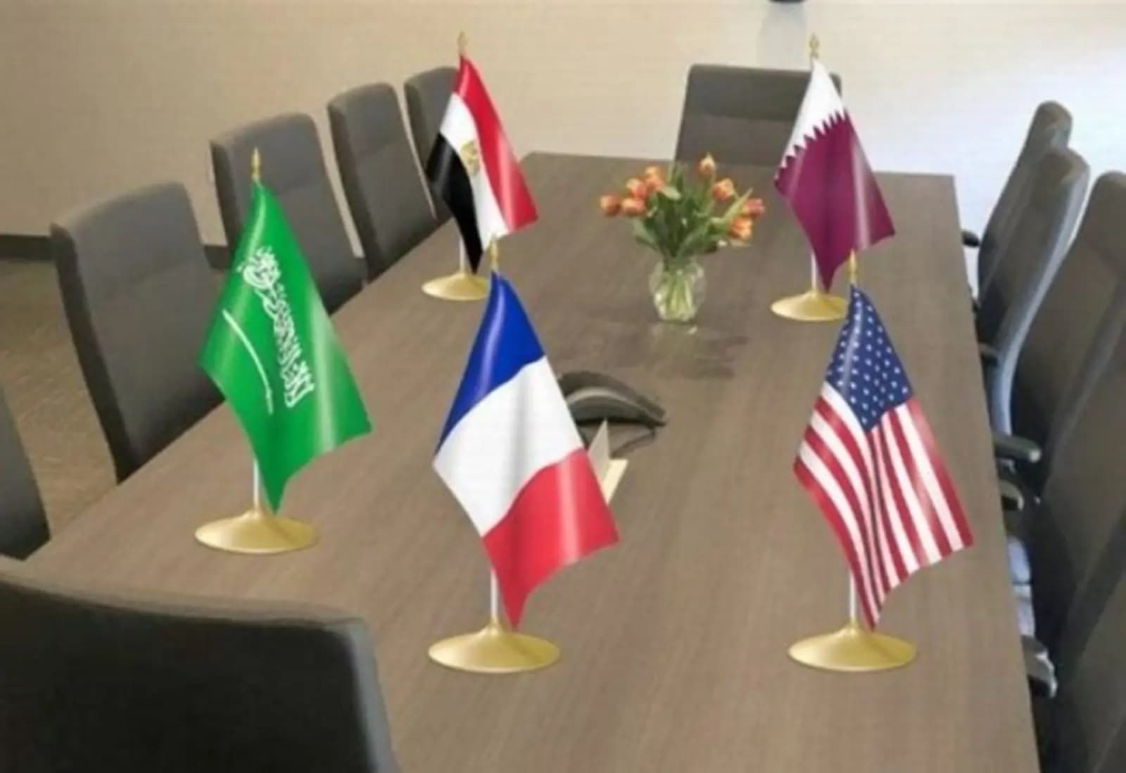 "الخُماسيّةُ" تحثُّ النّواب على انتخاب رئيس الجمهوريّة بموعد وتلاقي برّي في مبادرته