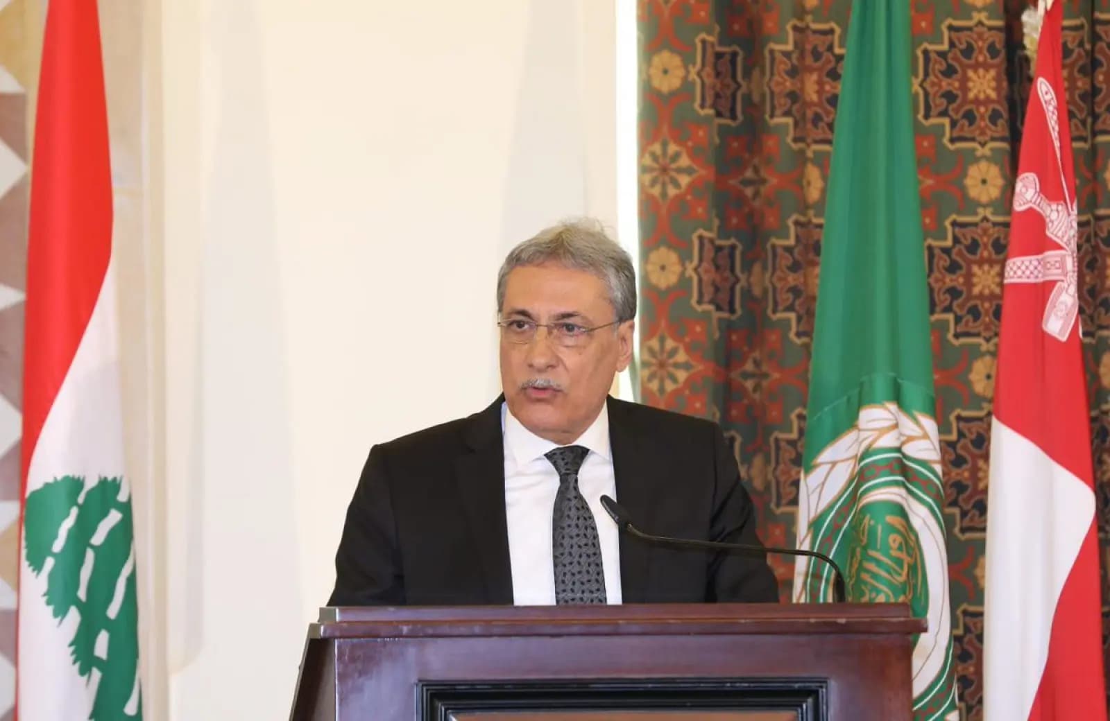 وزير العدل يوضح: لم يكن تراجعًا