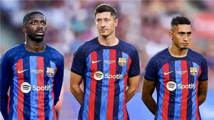 برشلونة يتلقى سلسلة من العقوبات