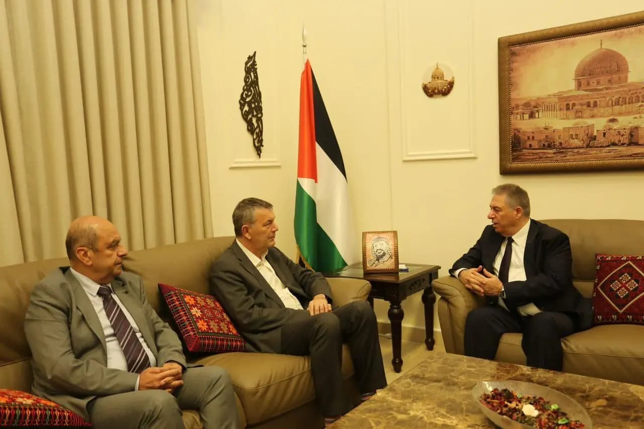 "ملف الأونروا في فلسطين" بين دبور ولازاريني